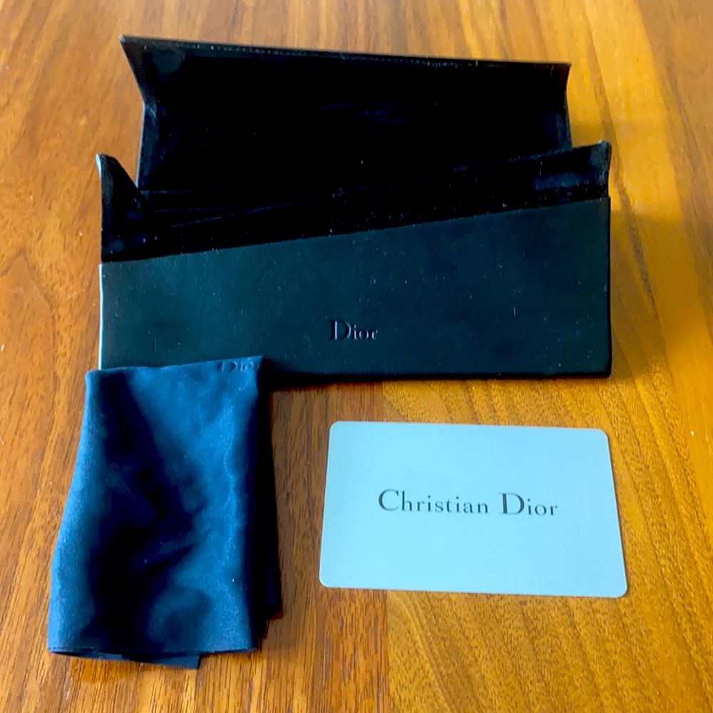 Christian Dior So Real Sunglasses - Picture 3 of 3